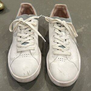 On cloud sneakers size